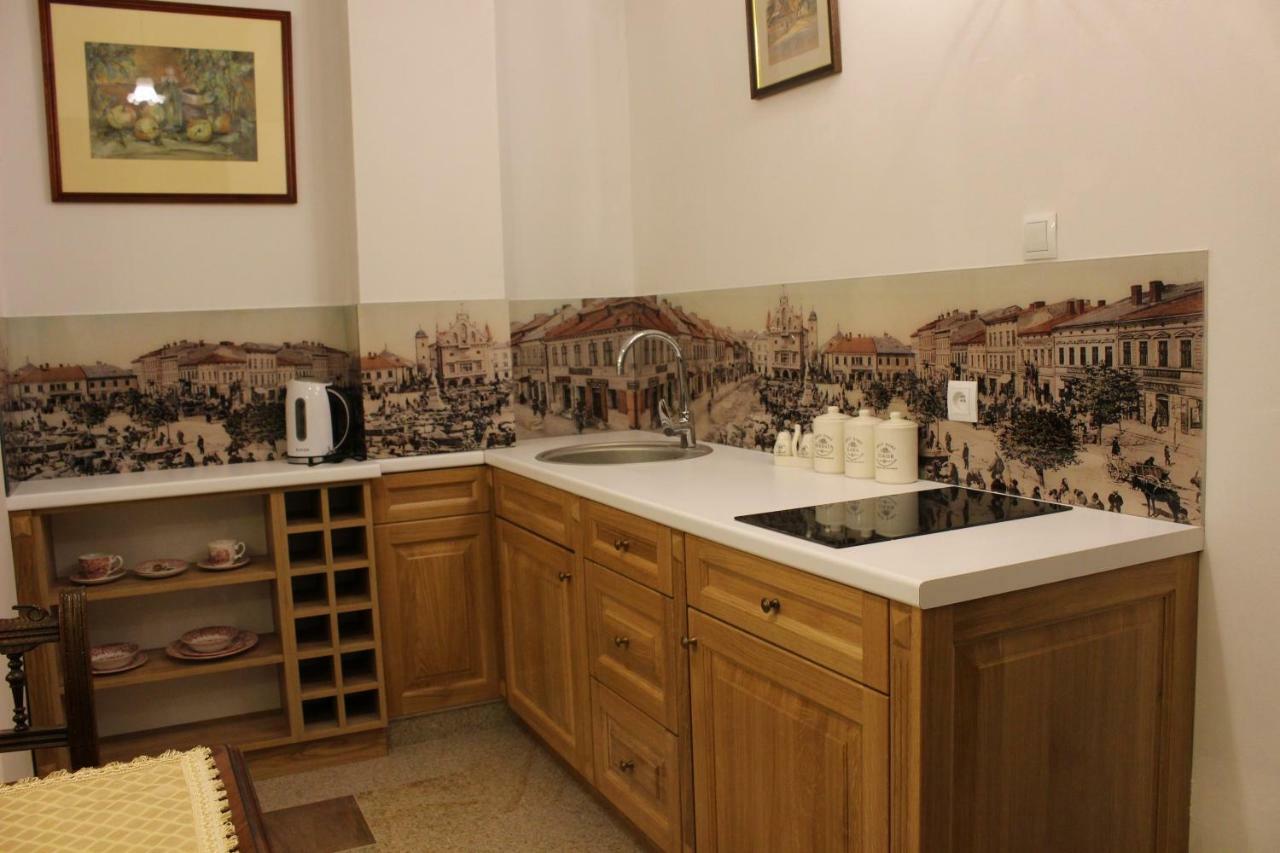 Rynek 24 Apartment *
